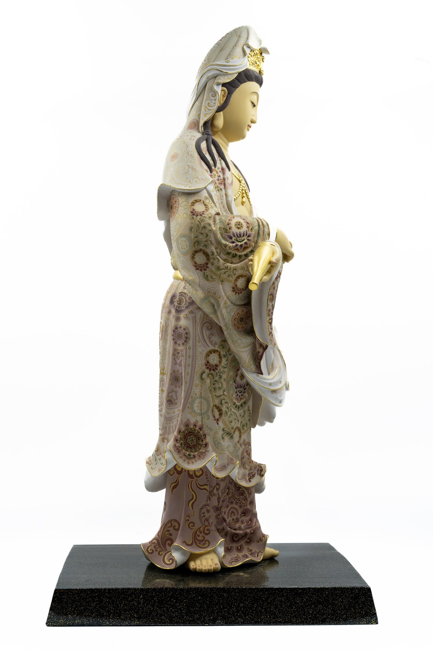 Wave-Standing Guanyin
